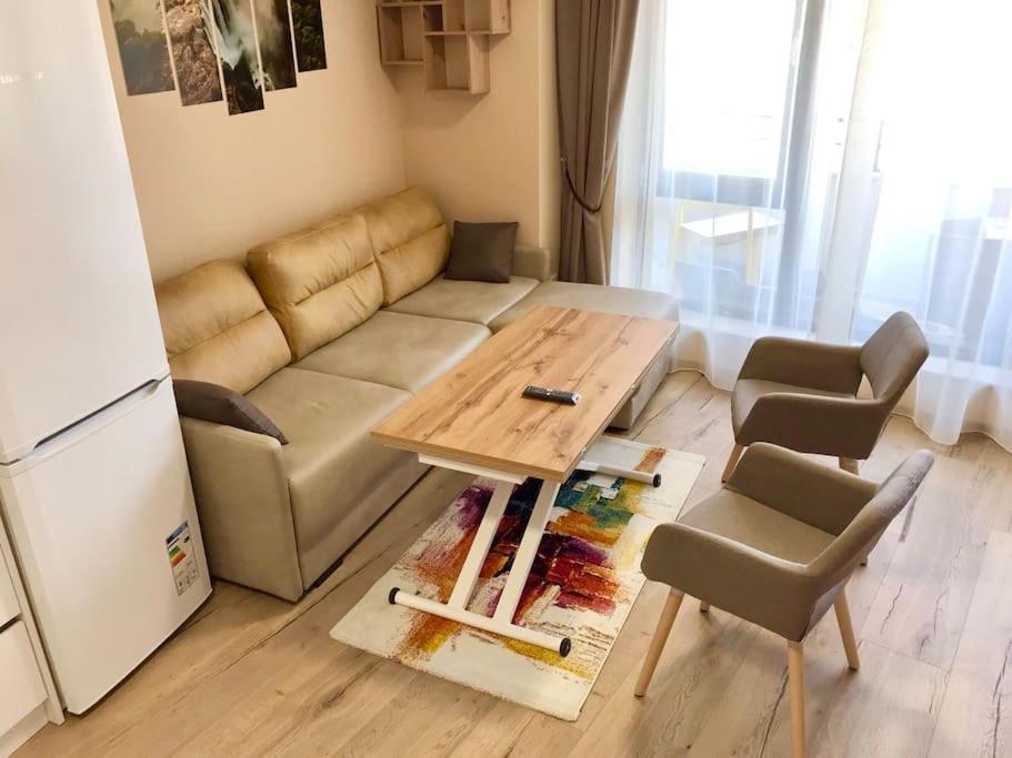 Art Apartment Varna Exterior foto